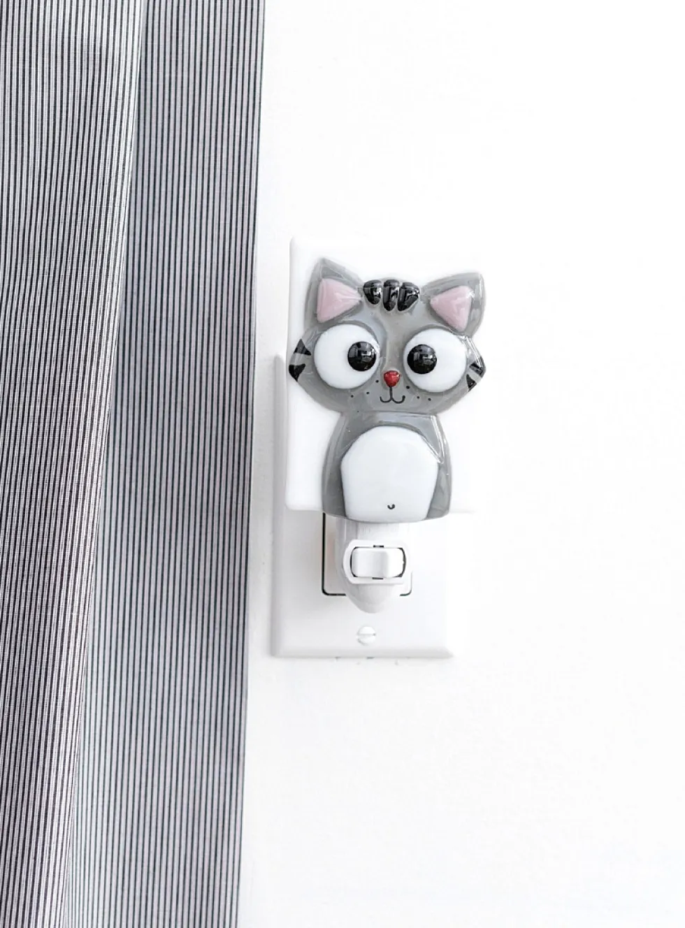 Ferguson the cat nightlight