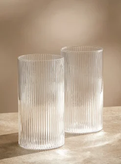 Fine grooved glasses
