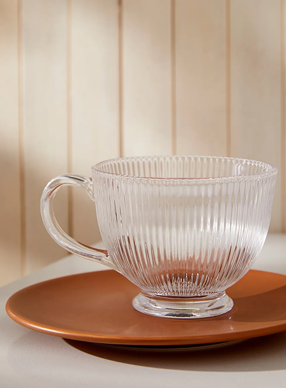 Fine grooved mug