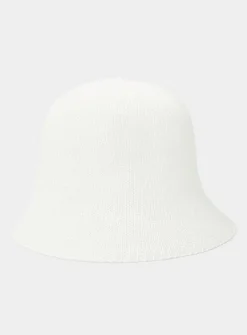 Fine straw bell