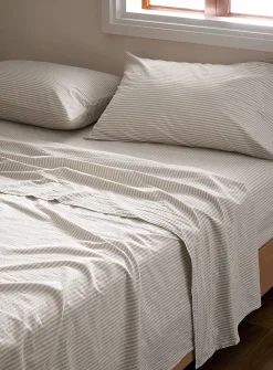Fine stripe pure organic cotton sheet set