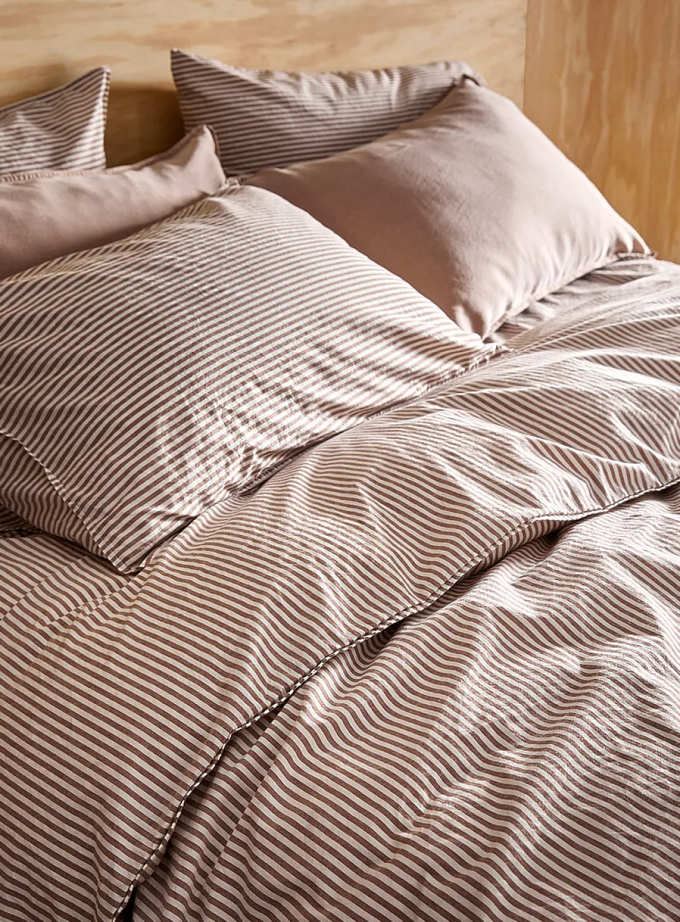 Fine stripes pure organic cotton duvet cover set