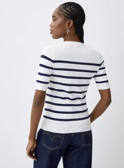 Fine-knit short-sleeve sweater