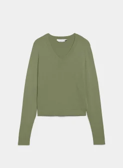 Fine-knit V-neck sweater