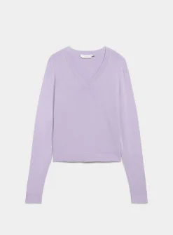 Fine-knit V-neck sweater