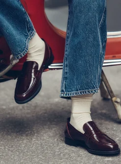 Finely ribbed socks
