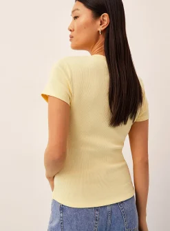 Finely ribbed V-neck tee