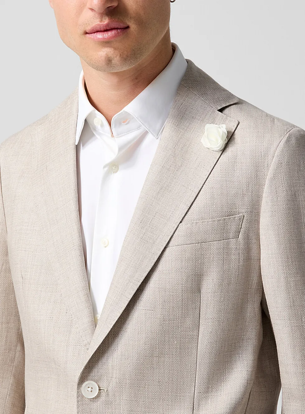 Fitted linen-blend blazer with flower pin