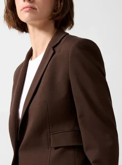 Fitted stretch blazer