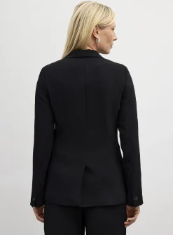 Fitted textured crepe blazer