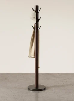 Flapper folding hook coat rack
