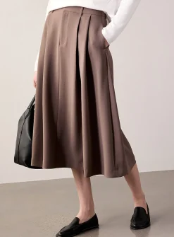 Flared textured crepe pleated skirt