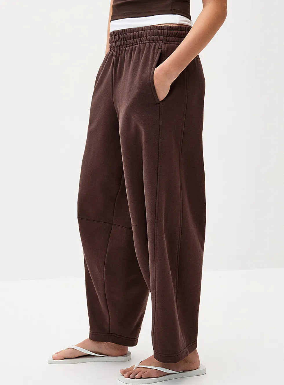 Fleece barrel-leg pant
