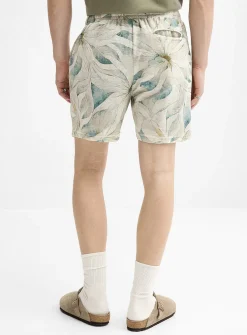 Floral chenille knit short