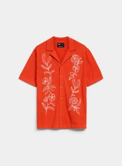 Floral embroidery knit shirt