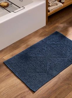 Floral medallion bath mat