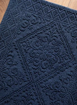Floral medallion bath mat