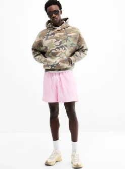 Flow beach short