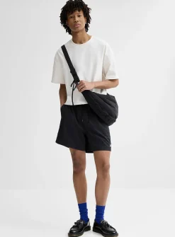 Flow beach short