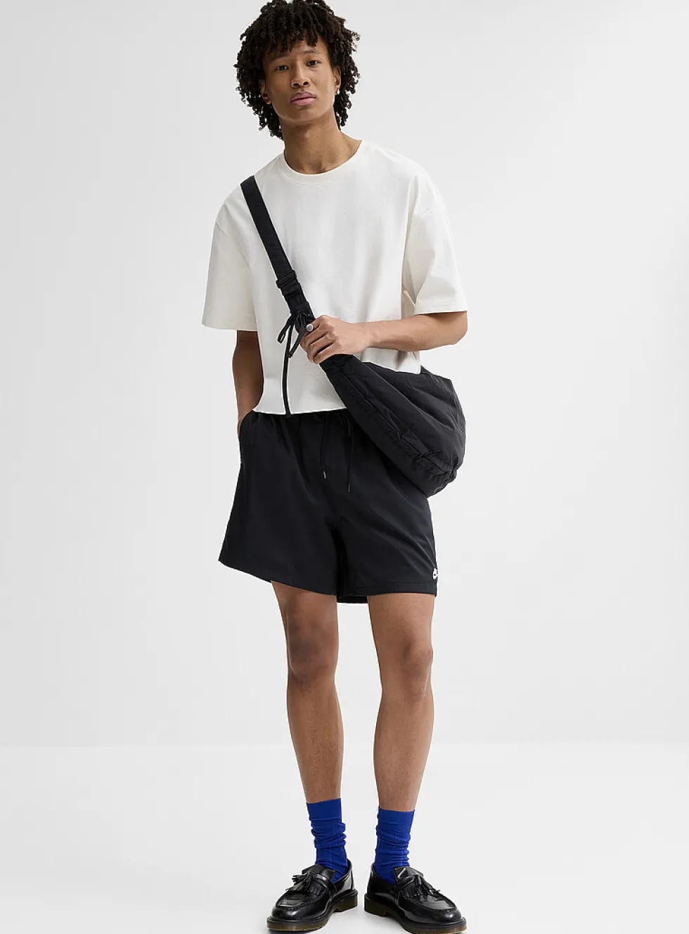 Flow beach short