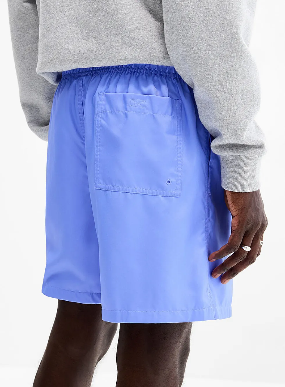 Flow beach short
