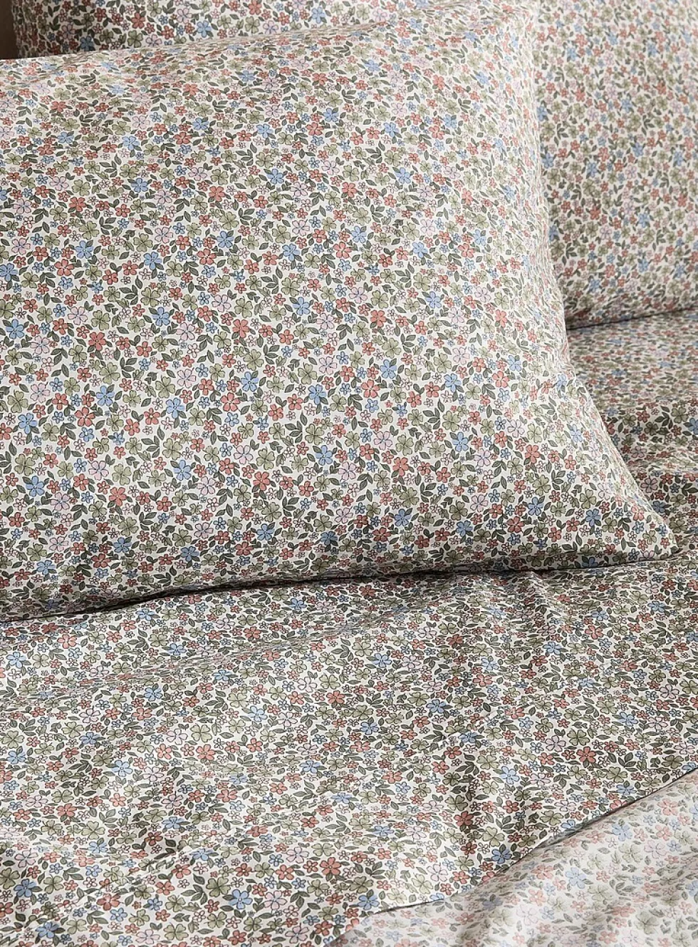 Flowers and clovers percale plus sheet