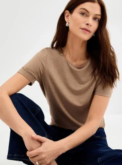 Flowy crew-neck T-shirt