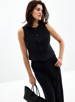 Flowy crew-neck vest
