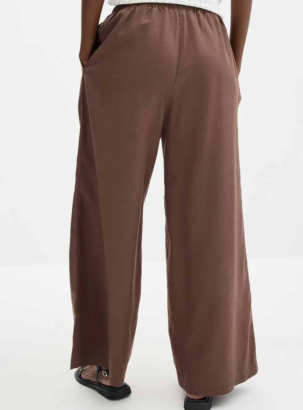 Flowy lyocell elastic-waistband pant