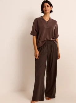 Flowy stretch lounge pant