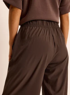 Flowy stretch lounge pant