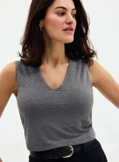 Flowy V-neck cami