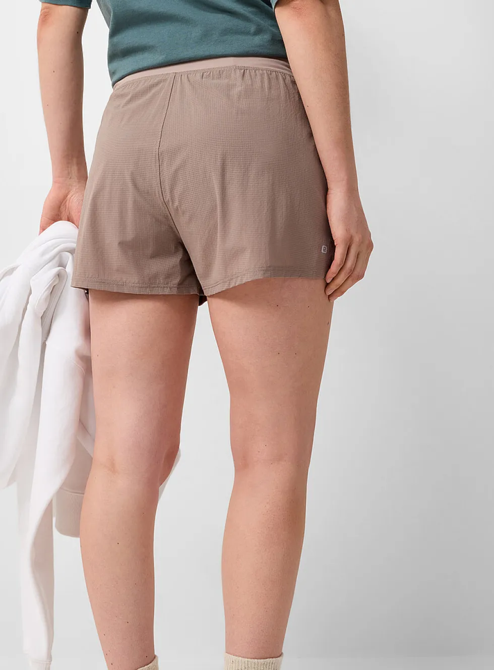 Fluid comfort-waist ripstop short