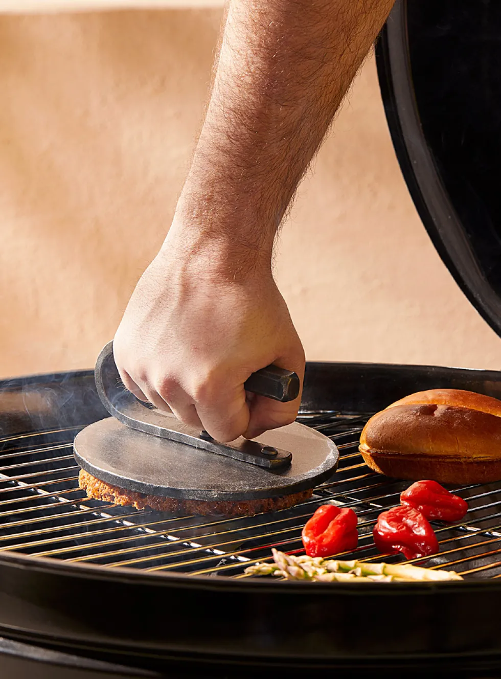 Forged burger press
