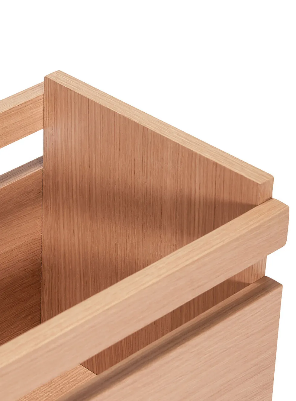 Forma natural wood planter