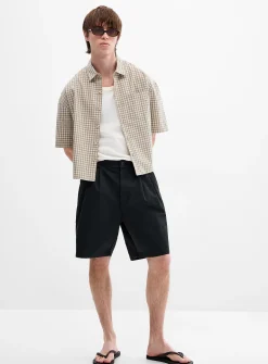 Foster pleated Bermudas