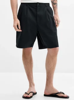Foster pleated Bermudas