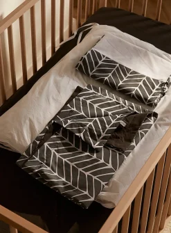 Four-piece baby bed set