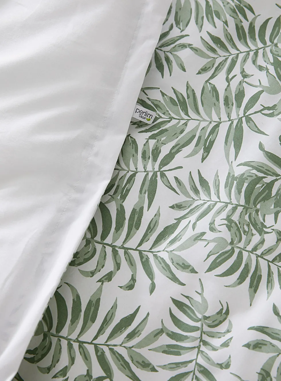 Four-piece baby bed set