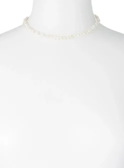Freshwater pearl necklace