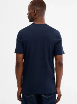 Friendly dog T-shirt