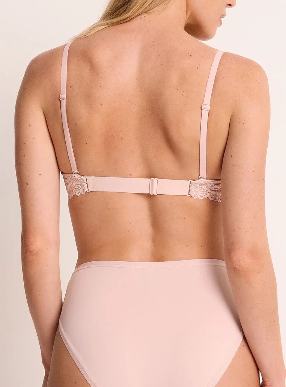 Front closure lace plunge bra