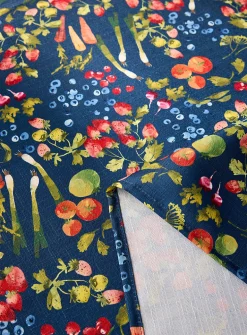 Fruit and veggies tablecloth