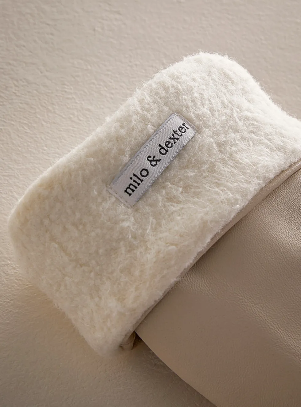 Genuine leather mittens