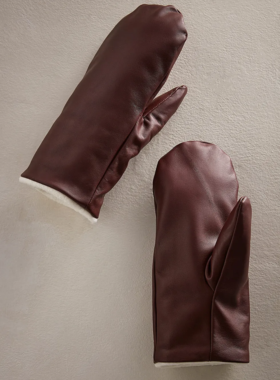 Genuine leather mittens