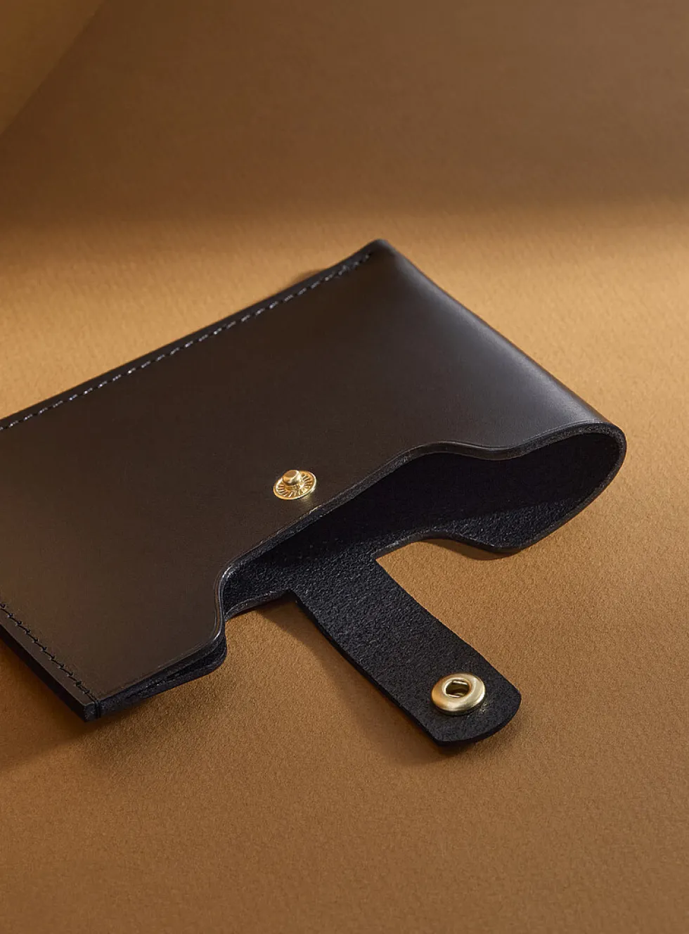 Genuine leather passport holder