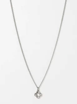 Geo-clover necklace