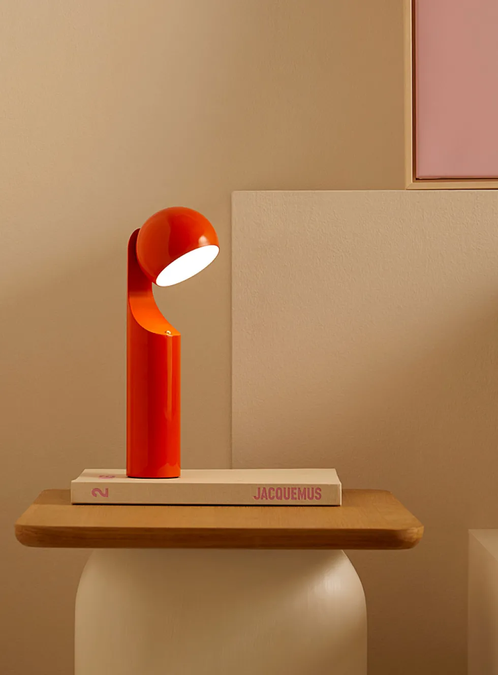 Geometric articulated portable lamp