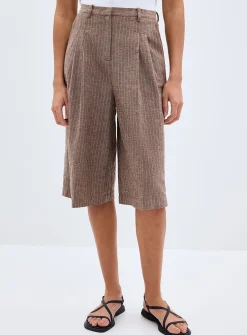 Ginevra pinstriped cappuccino Bermuda short