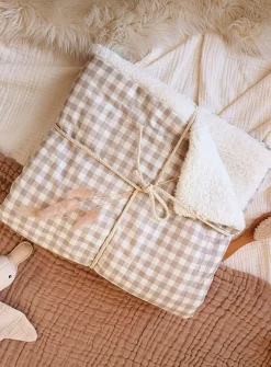 Gingham and high pile fleece baby blanket